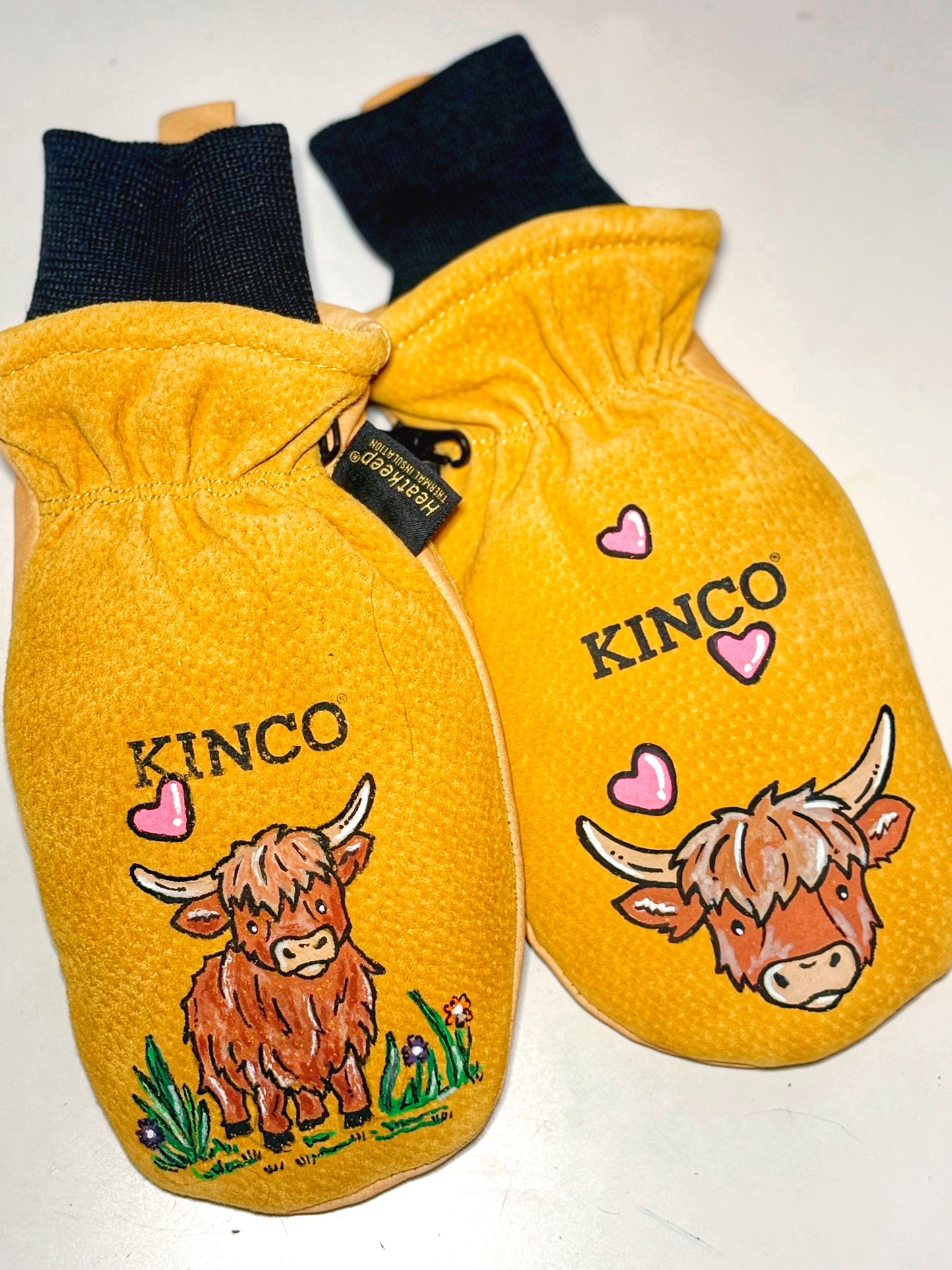 Highland Cow Gloves